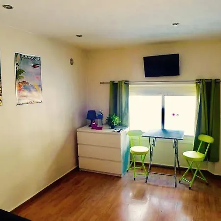 La Petite Maison *